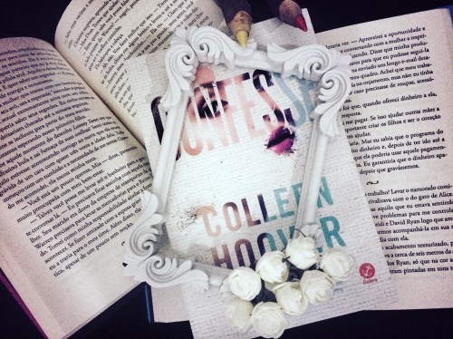 Resenha - Confesse / Colleen Hoouver