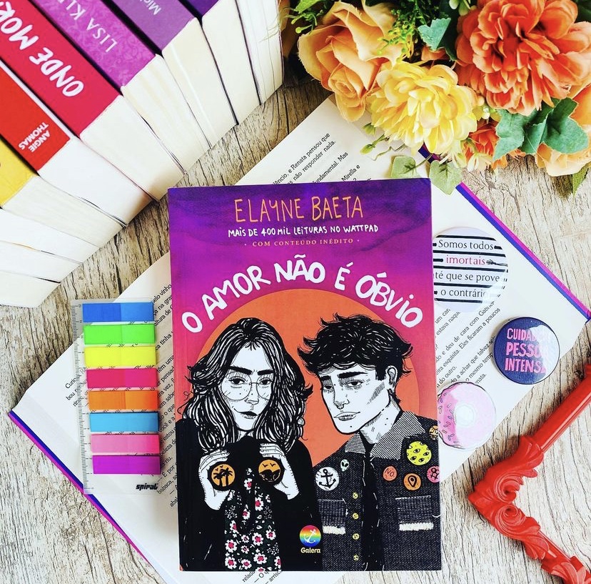 Resenha: O amor não é óbvio / Elayne Baeta – Meu Romeo