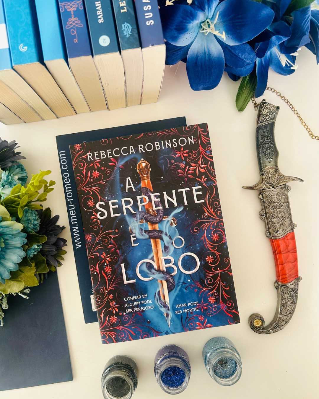 Resenha: A serpente e o lobo / Rebecca Robinson – Meu Romeo